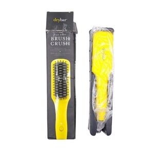 drybar - The Baby Brush Crush Mini Heated Straightening Brush